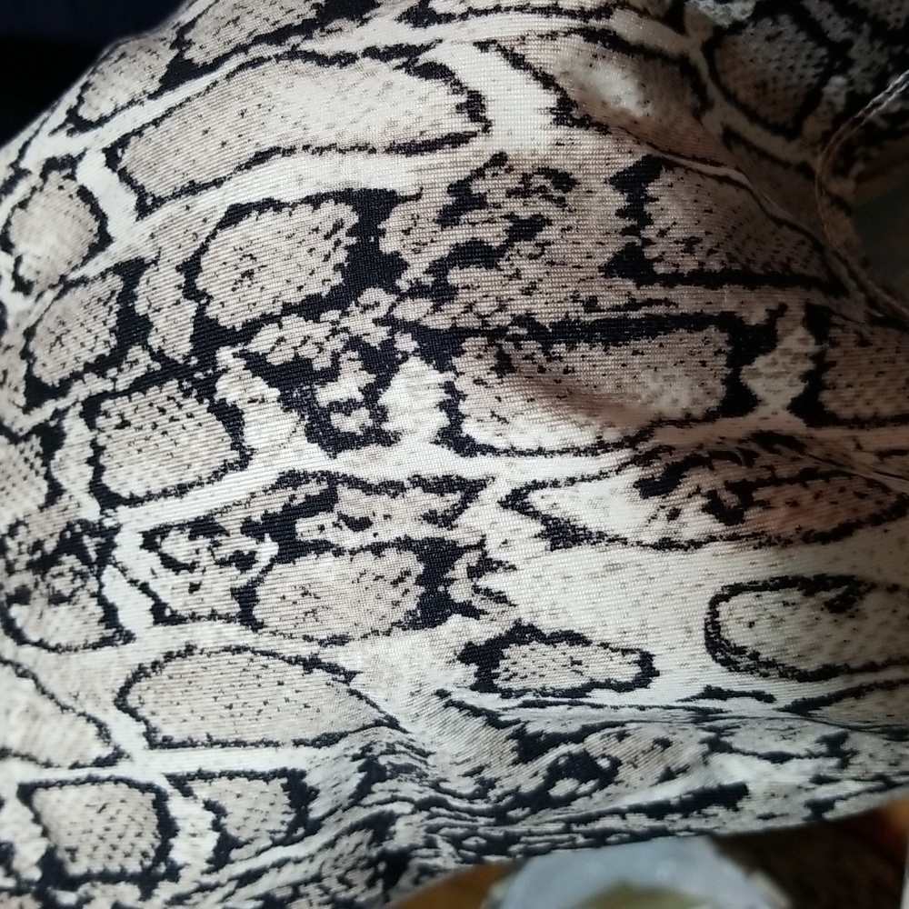 Tank top snake print